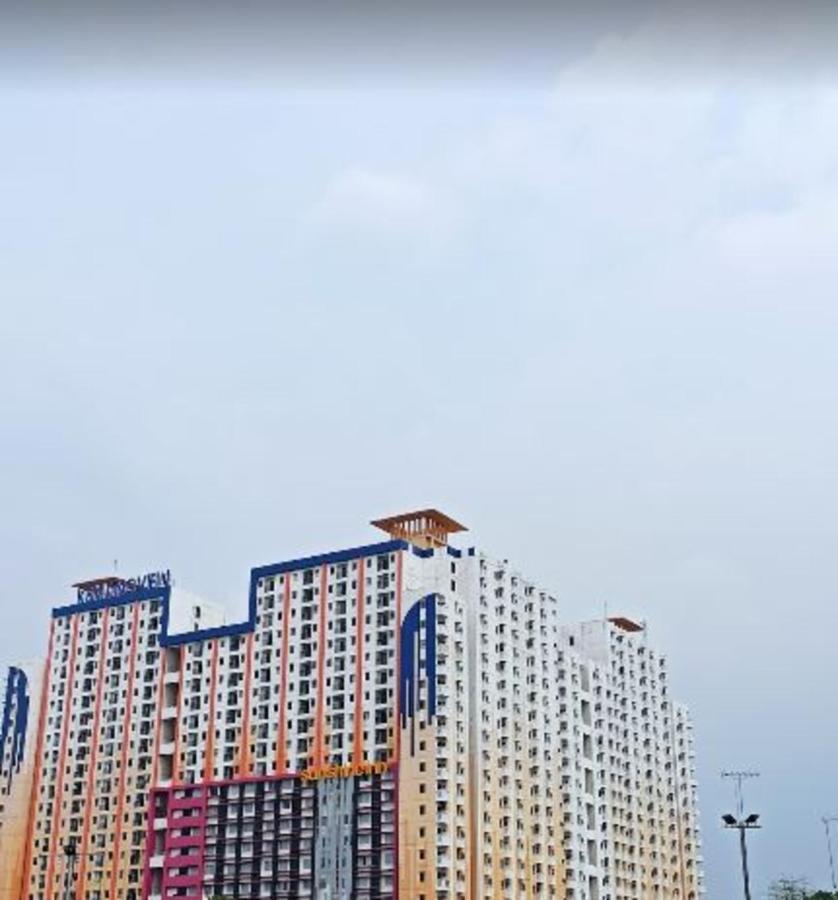Kemang View By Kamara Hotel 2*